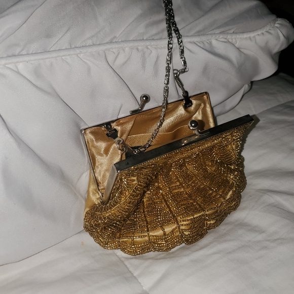 BIJOUX TERNER GOLD BEADED PURSE - Picture 8 of 8